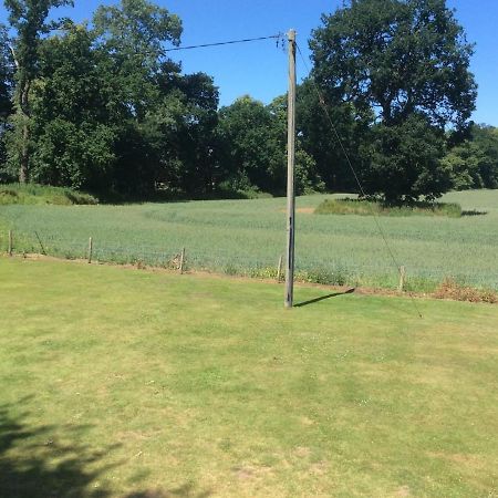 Ferienwohnung Woodland View - A Place To Escape Swynnerton Exterior foto
