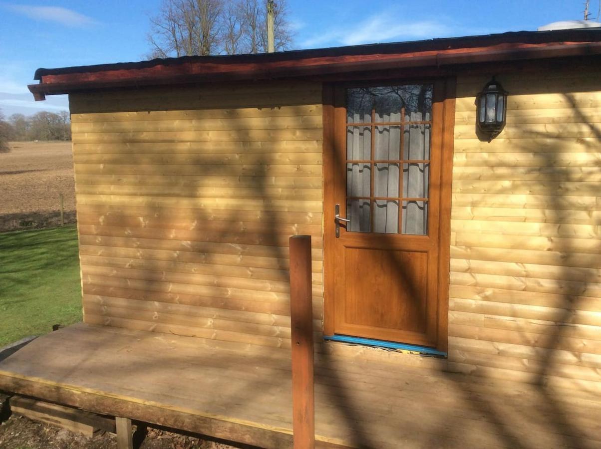 Ferienwohnung Woodland View - A Place To Escape Swynnerton Exterior foto
